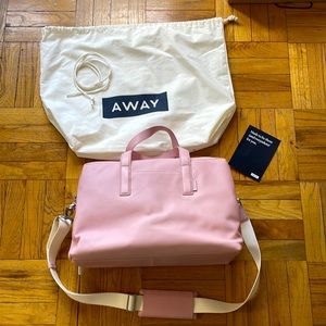 AWAY The Everywhere Bag - Leather